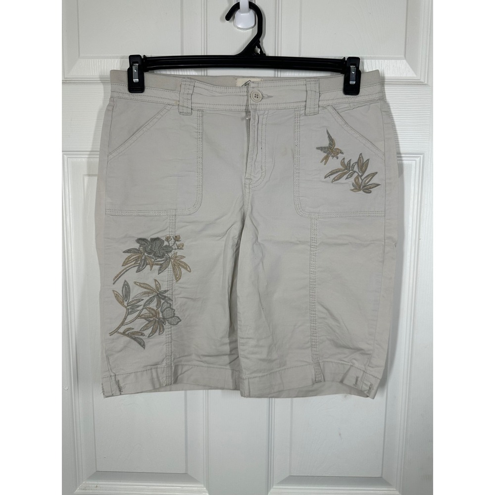 St. John's Bay Shorts Womens 8 Tan Bermuda Embroidered Floral Bird Cotton Blend